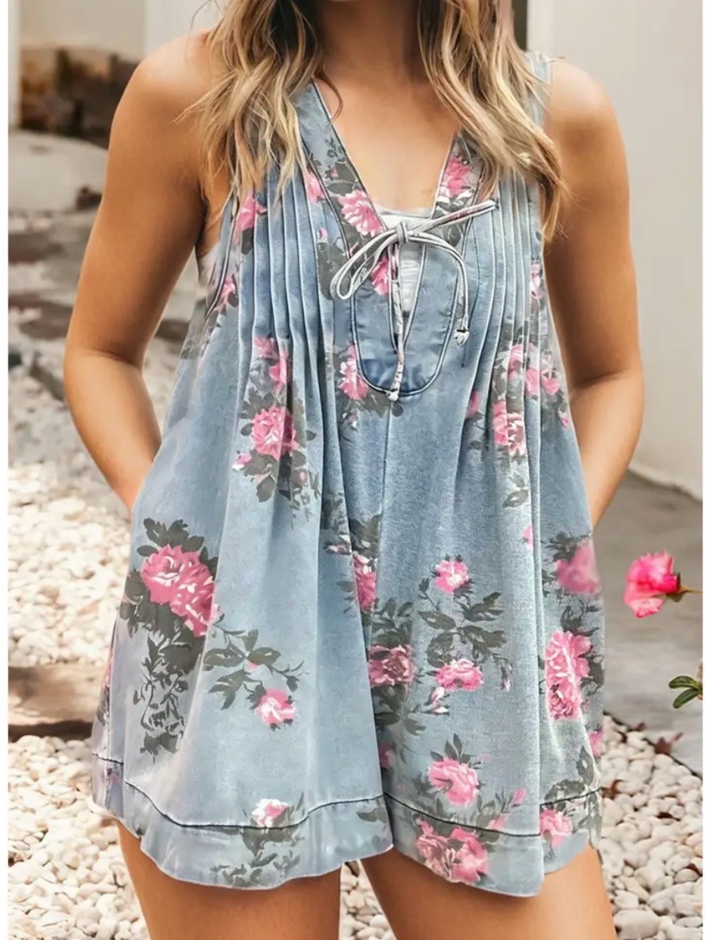 Veveret floral denim sleeveless romper large pleated coquette bow feminine NWOT - Picture 6 of 9